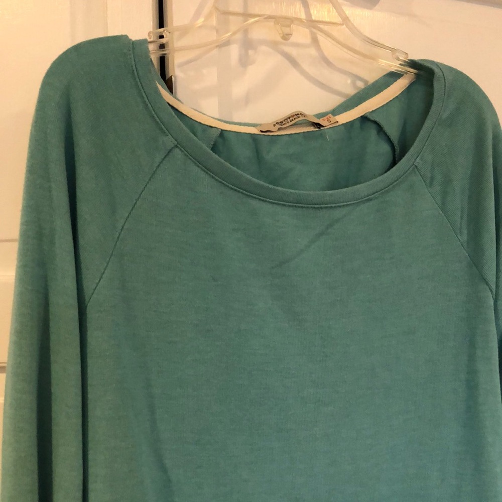 Teal pullover - Picture 2 of 3